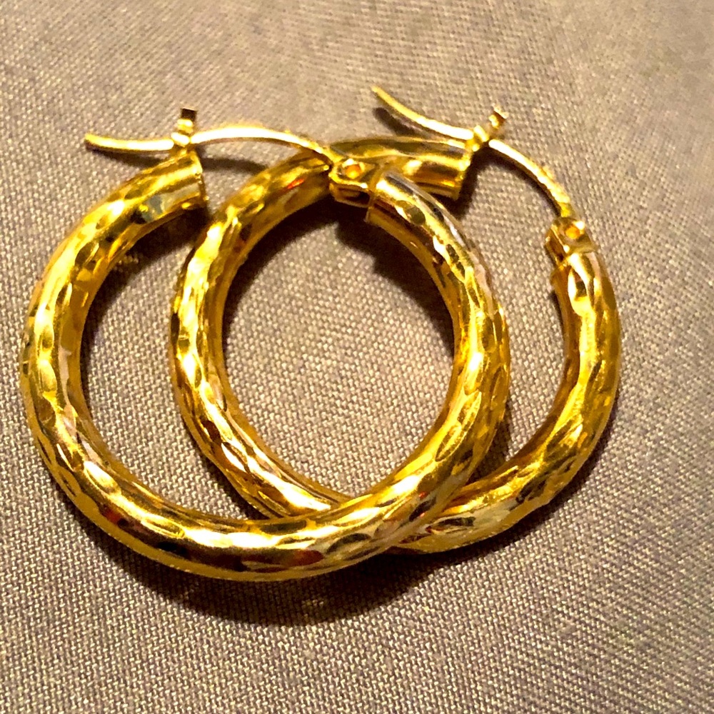 1” 10kt Gold Vintage Hoop Earrings